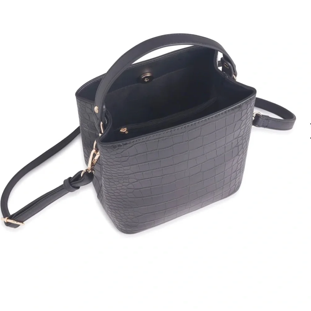 ALL OF THE ABOVE Elena Bucket Bag Black Croc‎ Vegan